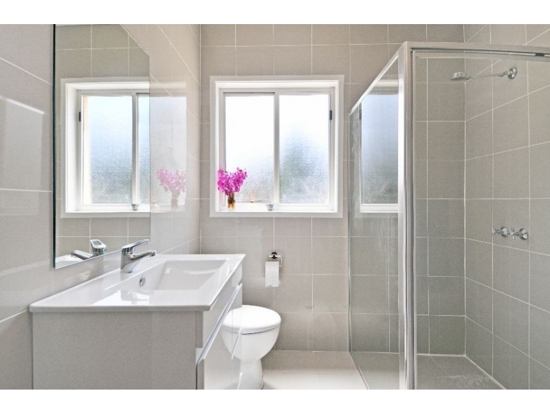 1/25 Redman Avenue, Thirroul NSW 2515