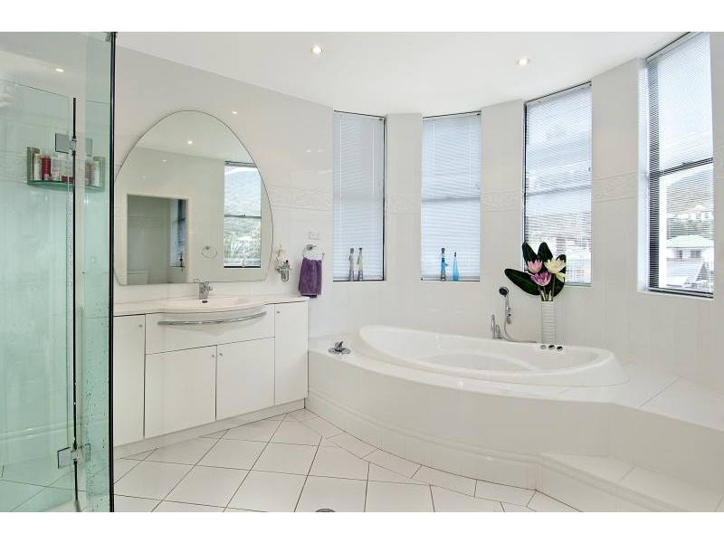 4 Yuruga Street, Austinmer NSW 2515