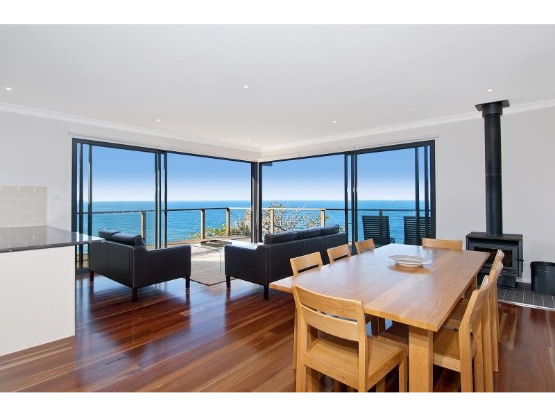 369 Lawrence Hargrave Dr, Scarborough NSW 2515