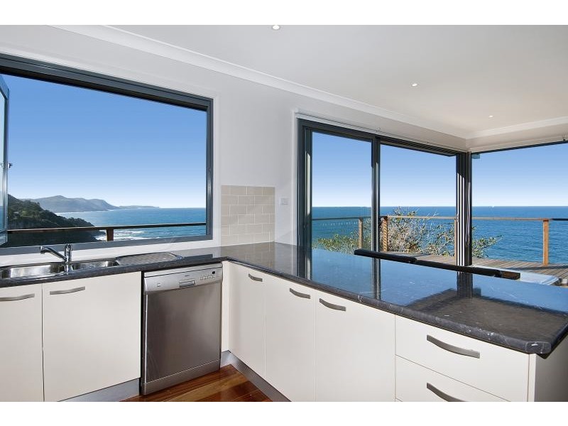 369 Lawrence Hargrave Dr, Scarborough NSW 2515