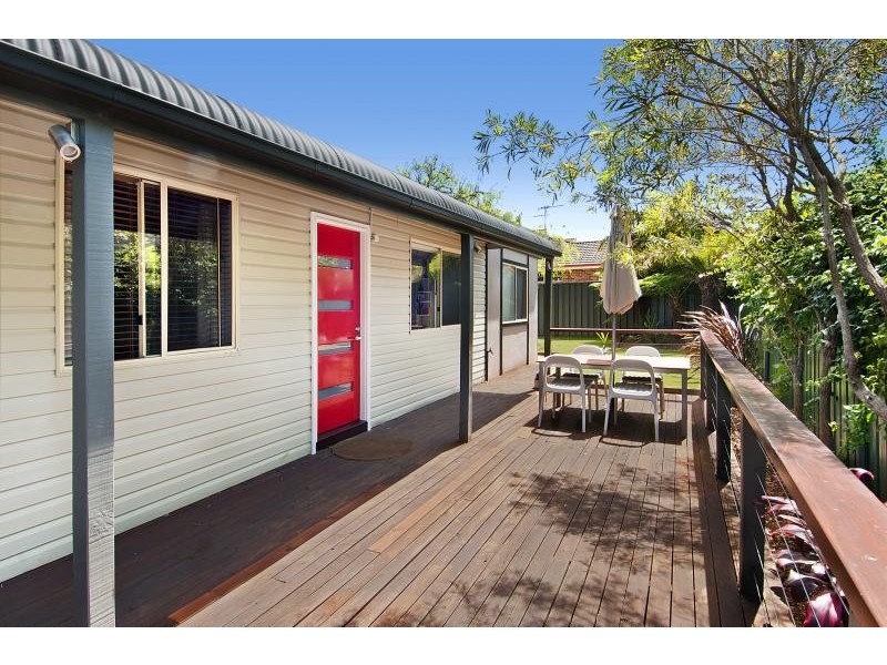 2/6 Stuart Street, Helensburgh NSW 2508