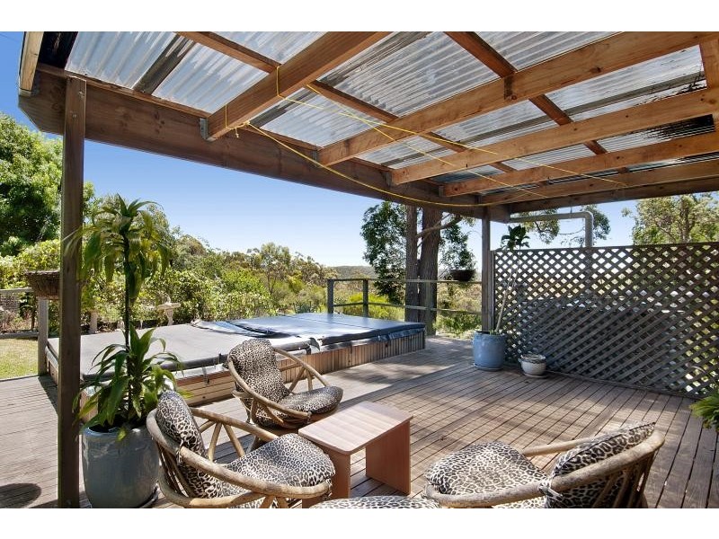 3 Bella Vista Street, Heathcote NSW 2233