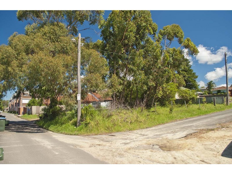 1,3,5 Stuart Street, Helensburgh NSW 2508