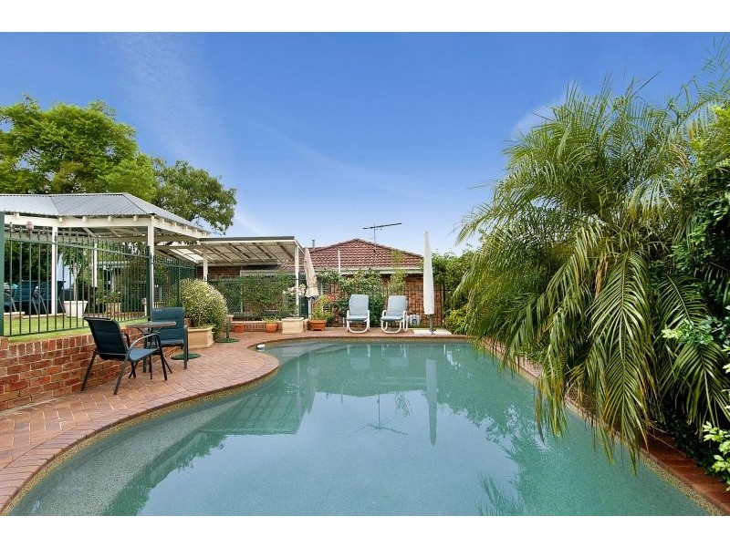 15 Garvan Road, Heathcote NSW 2233