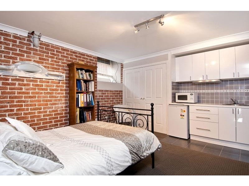 15 Garvan Road, Heathcote NSW 2233