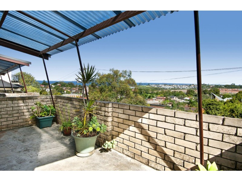 1/14 Virginia Terrace, Thirroul NSW 2515