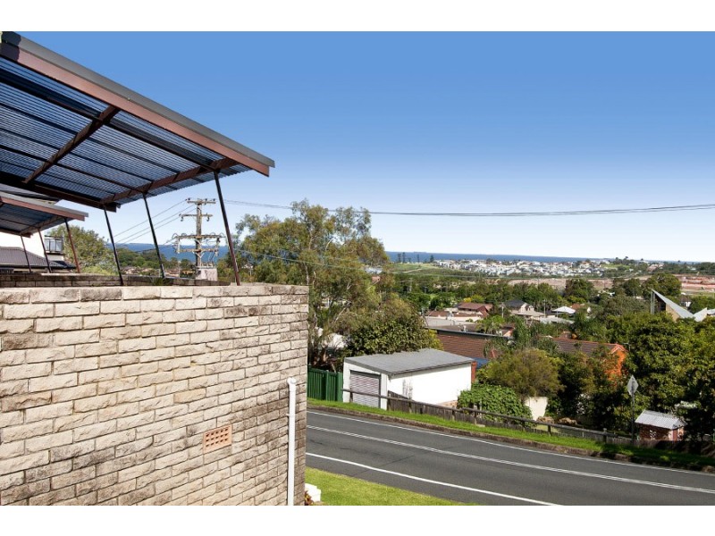 1/14 Virginia Terrace, Thirroul NSW 2515