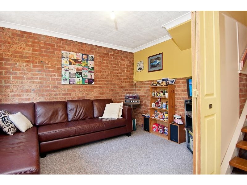 6 Vera Street, Helensburgh NSW 2508