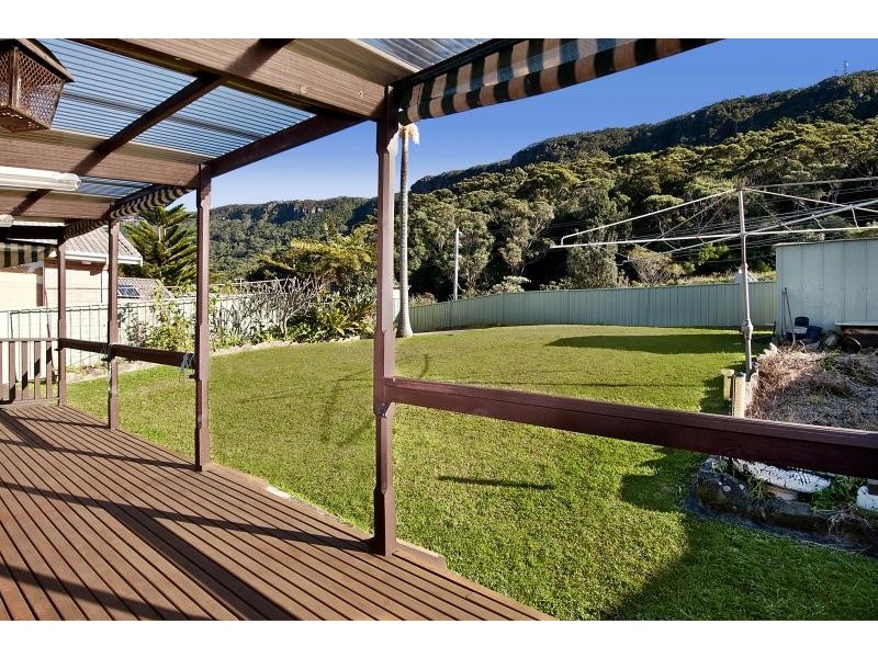 22 Railway Terrace, Scarborough NSW 2515