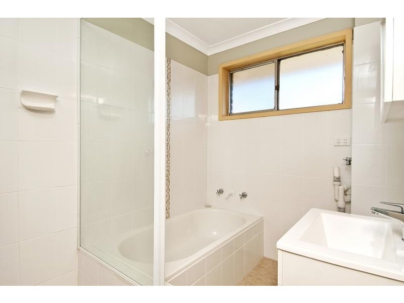 10 Burke Road, Dapto NSW 2530