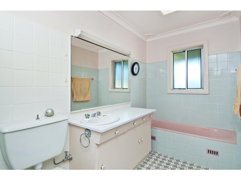 25 Bullecourt Avenue, Engadine NSW 2233