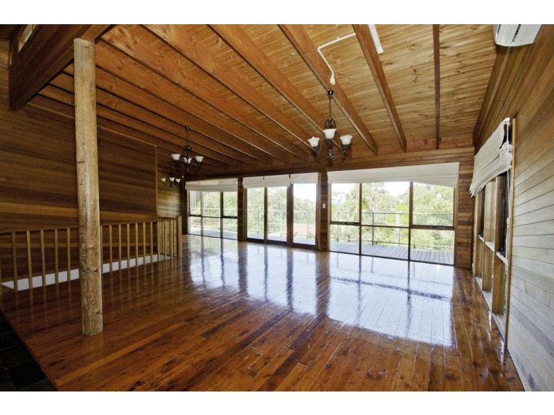 12 Alanson Avenue, Bulli NSW 2516