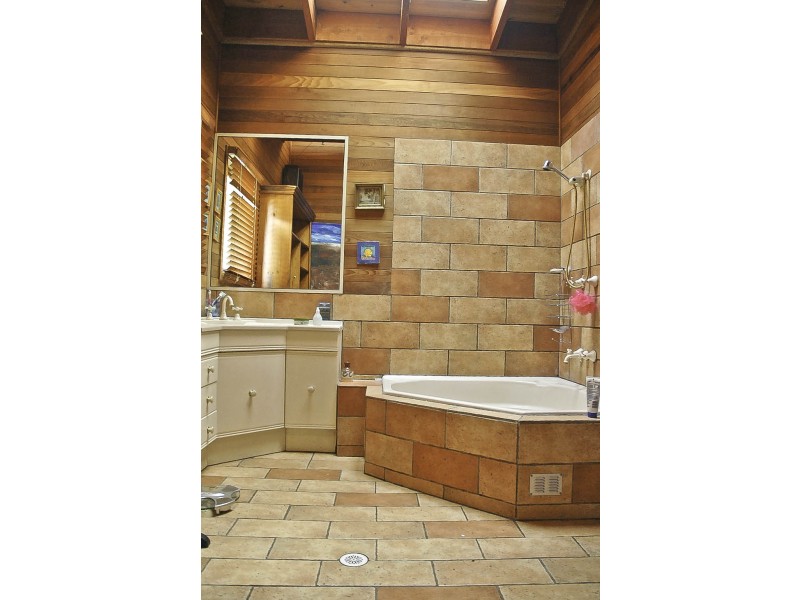 12 Alanson Avenue, Bulli NSW 2516