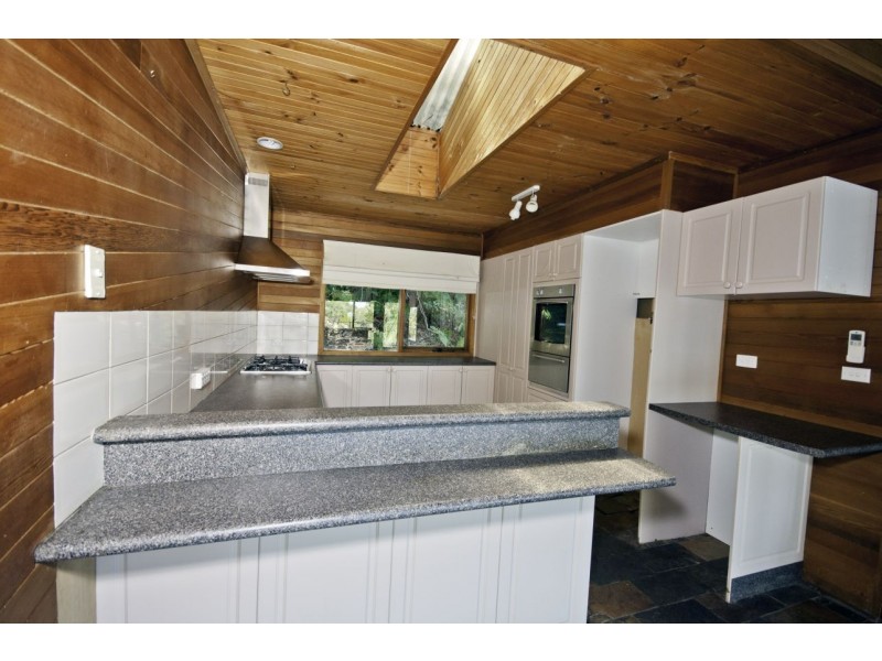 12 Alanson Avenue, Bulli NSW 2516