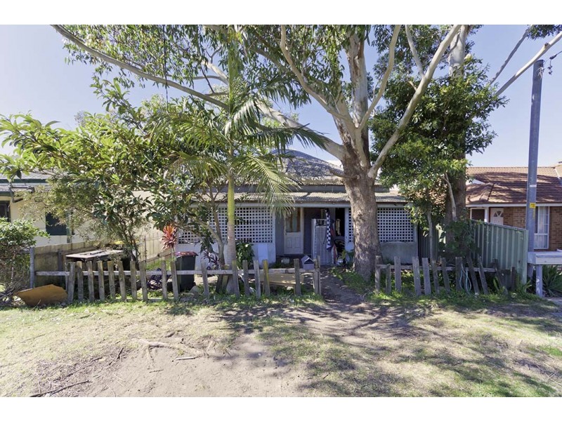 5 Stuart Street, Helensburgh NSW 2508