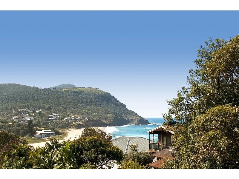 18 Kallaroo Avenue, Stanwell Park NSW 2508
