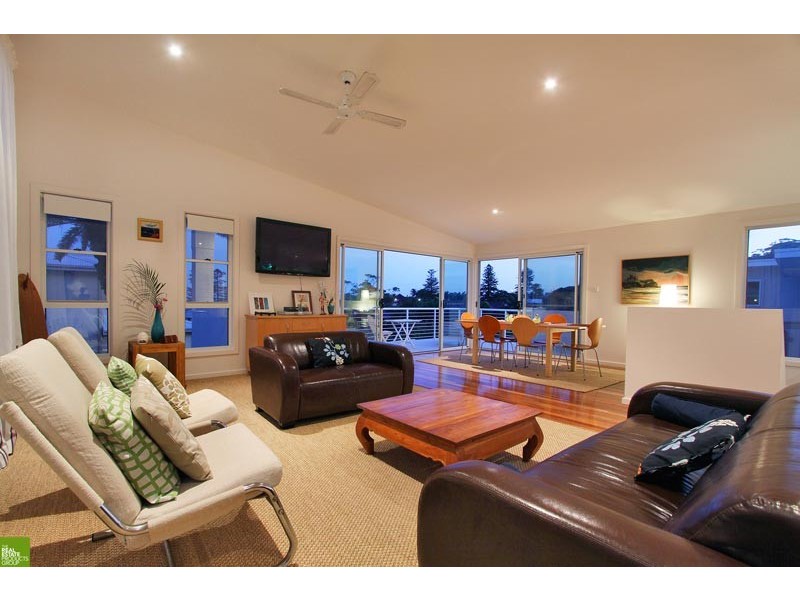 13A The Grove, Austinmer NSW 2515