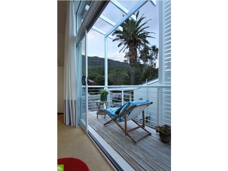 13A The Grove, Austinmer NSW 2515