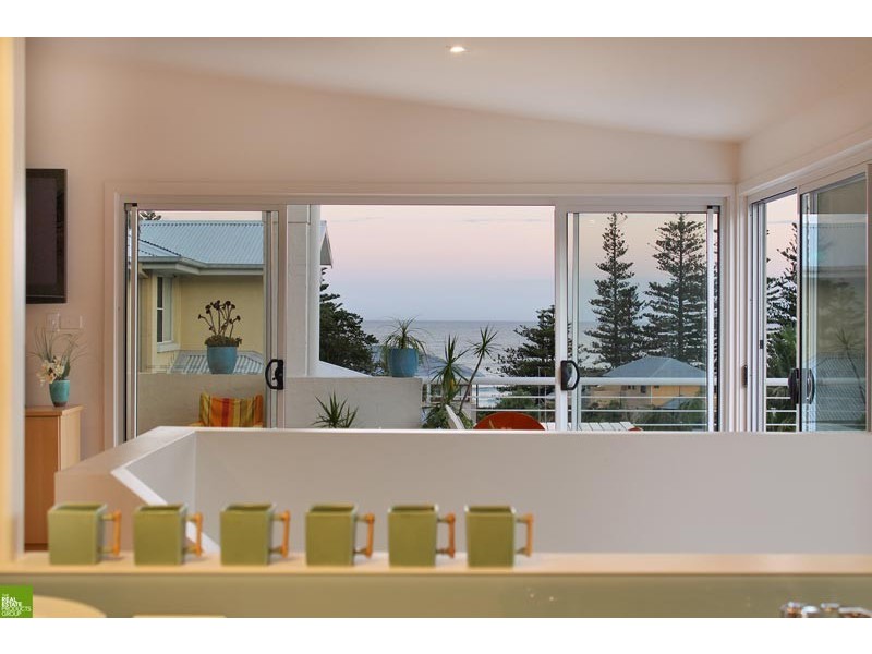 13A The Grove, Austinmer NSW 2515