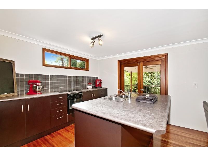 10 Wilsons Creek Road, Helensburgh NSW 2508