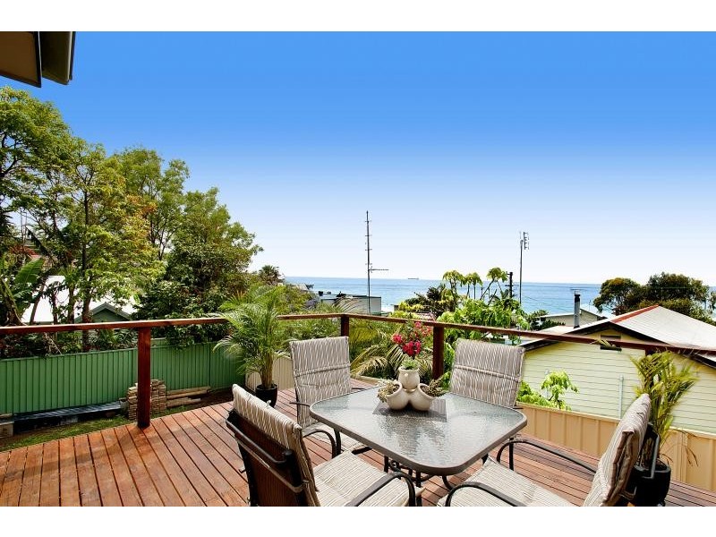 9 Cater Street, Coledale NSW 2515