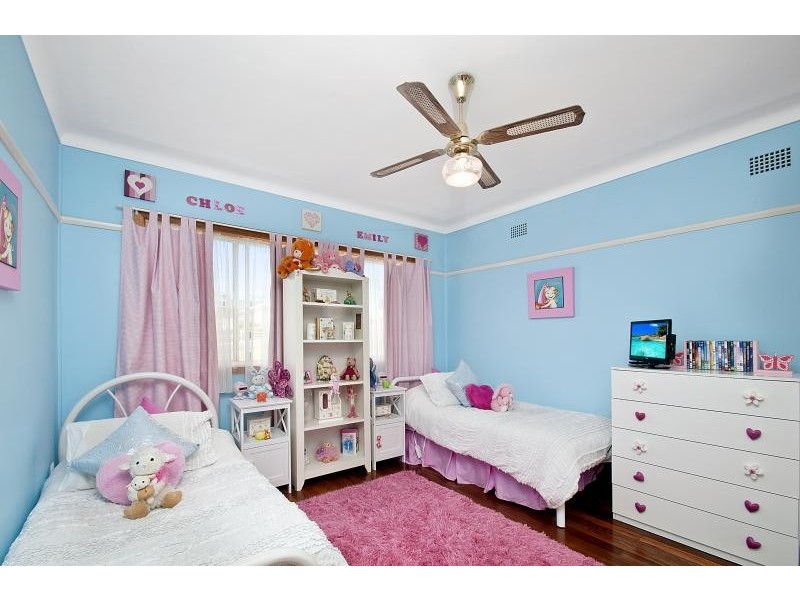9 Cater Street, Coledale NSW 2515