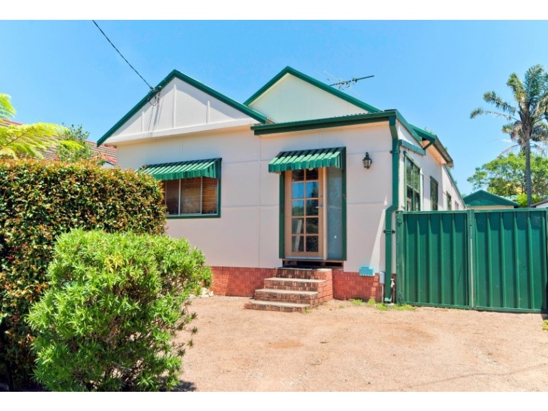 24 Hay Street, Helensburgh NSW 2508