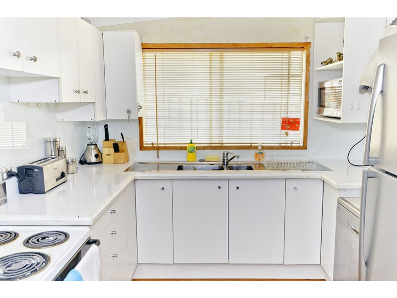 24 Hay Street, Helensburgh NSW 2508