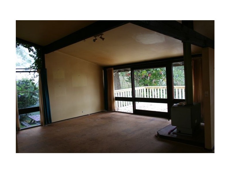 7 Hakea Street, Yarrawarrah NSW 2233