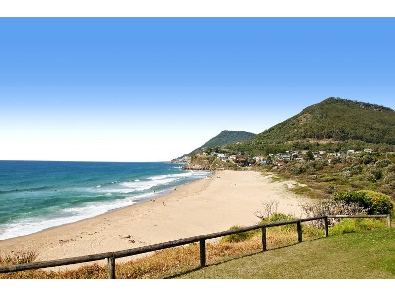1 Hillside Crescent, Stanwell Park NSW 2508