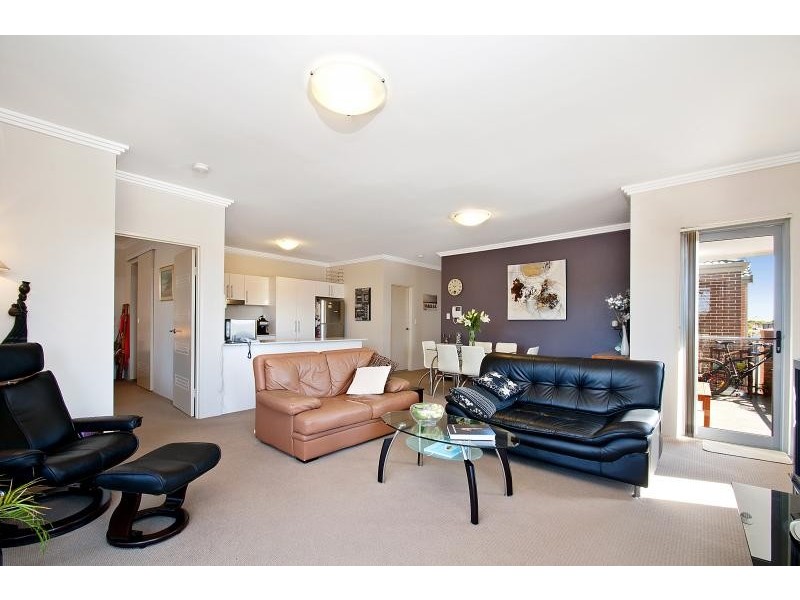 13/15 Stuart Street, Helensburgh NSW 2508