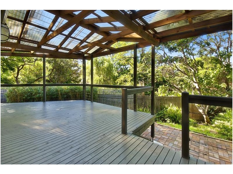 11/9-11 Cochrane Road, Thirroul NSW 2515