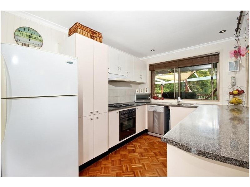 17 Chadwick Grove, Helensburgh NSW 2508