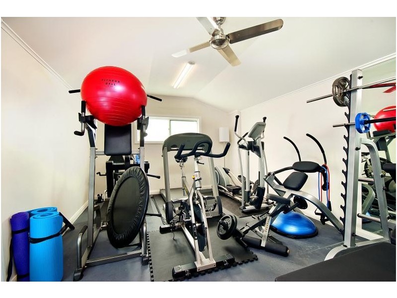 5 Banksia Avenue, Engadine NSW 2233