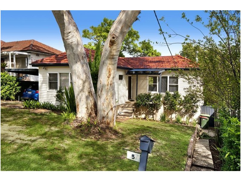 5 Banksia Avenue, Engadine NSW 2233