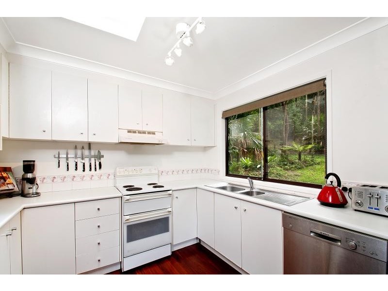 38 Chellowdene Avenue, Stanwell Park NSW 2508