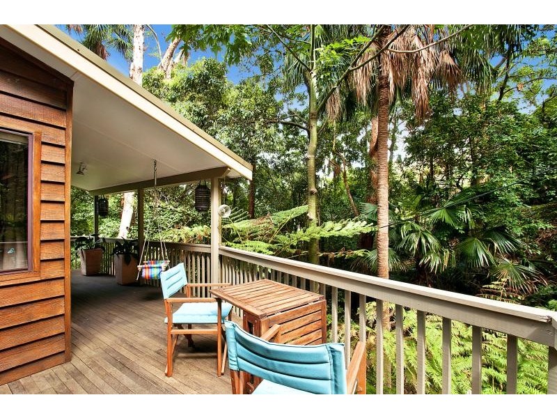 38 Chellowdene Avenue, Stanwell Park NSW 2508