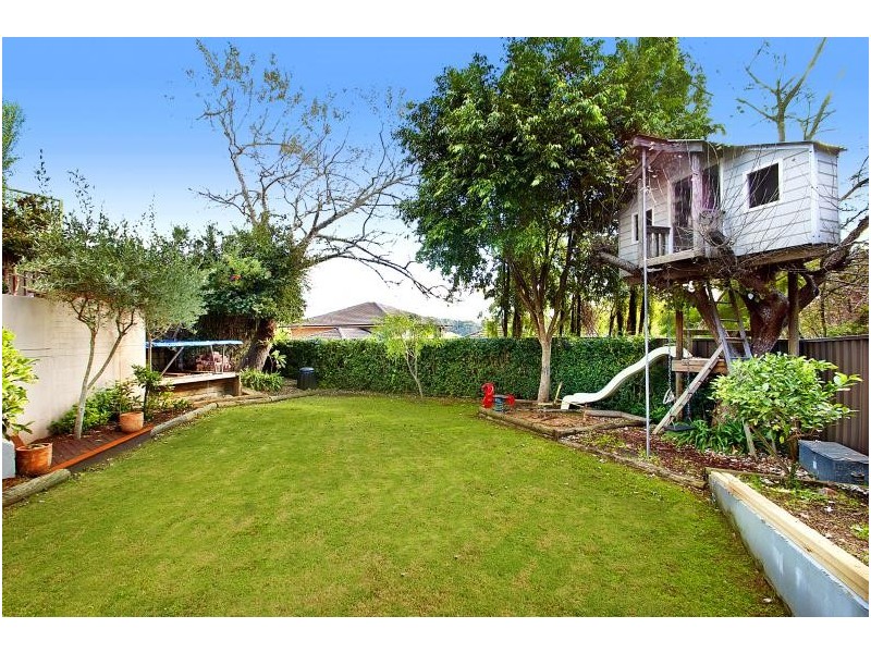 32 Halls Road, Helensburgh NSW 2508