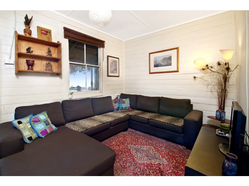 58 Redman Avenue, Thirroul NSW 2515