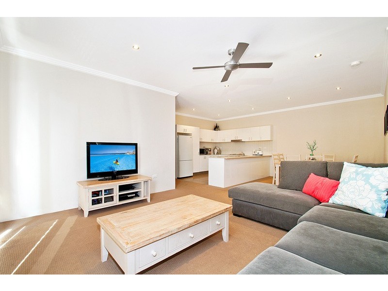 4/9 Stuart Street, Helensburgh NSW 2508