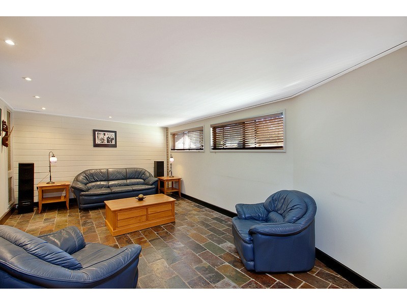 2 Corinth Road, Heathcote NSW 2233