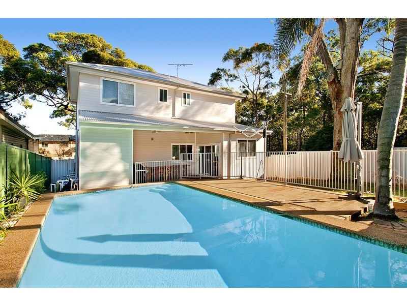 2 Forest Road, Heathcote NSW 2233