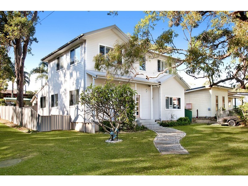 2 Forest Road, Heathcote NSW 2233