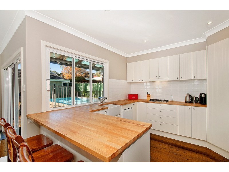 2 Forest Road, Heathcote NSW 2233