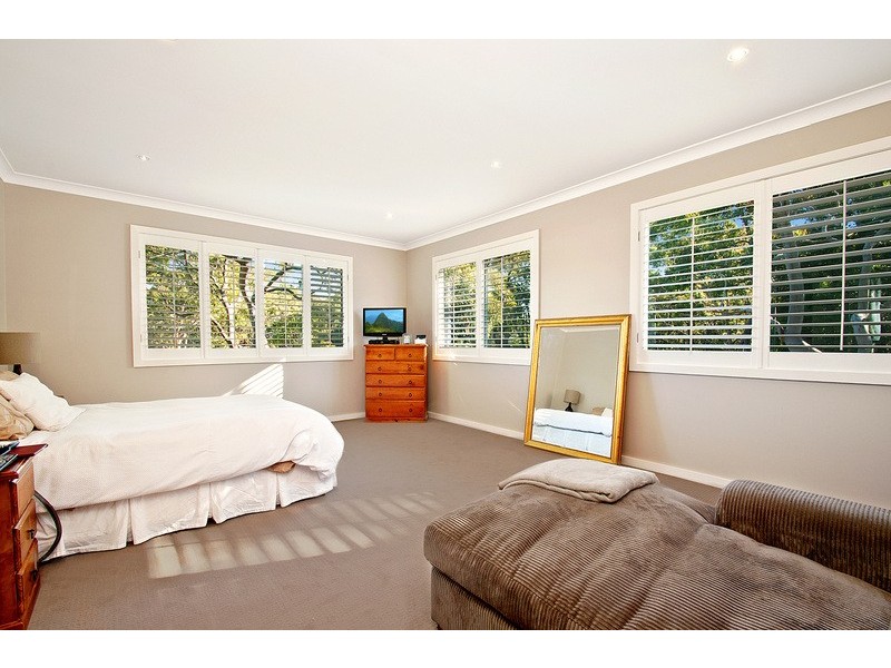 2 Forest Road, Heathcote NSW 2233