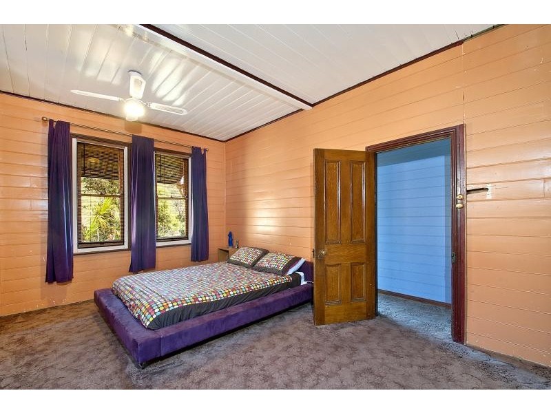 35 Vera Street, Helensburgh NSW 2508