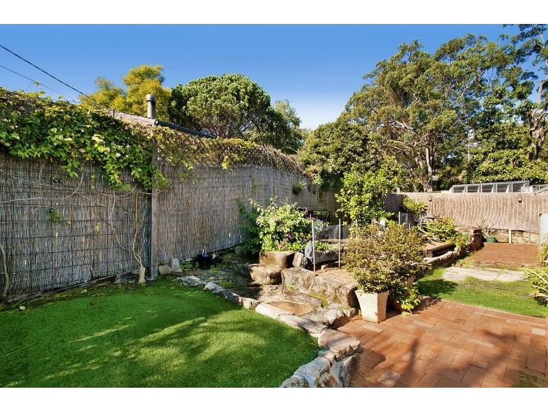 35 Vera Street, Helensburgh NSW 2508