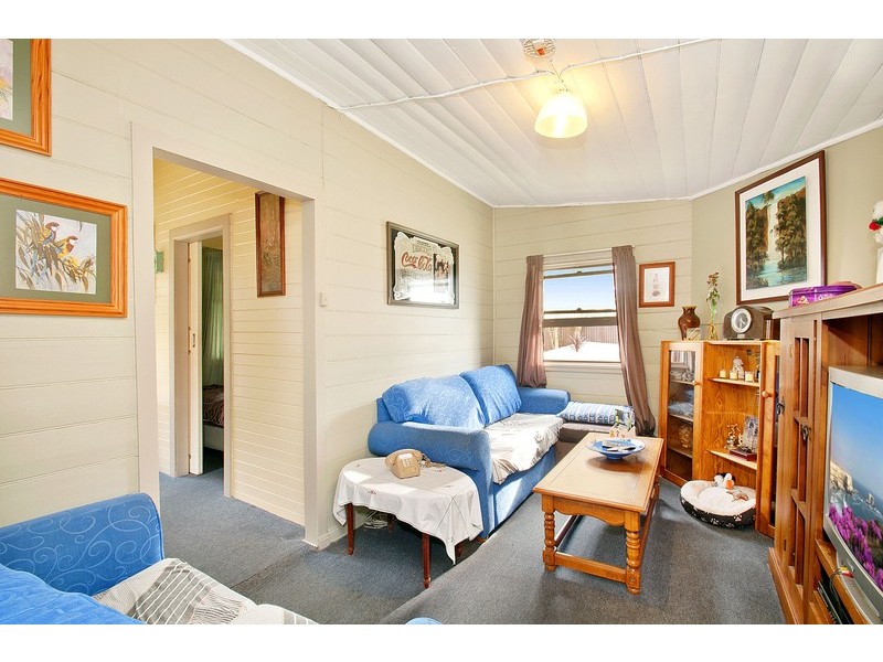 165 Parkes Street, Helensburgh NSW 2508