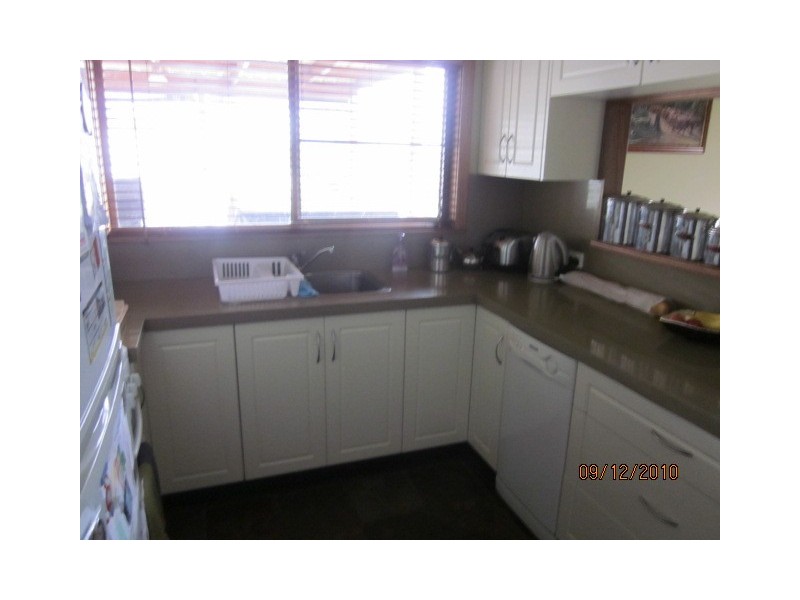 162 Parkes Street, Helensburgh NSW 2508