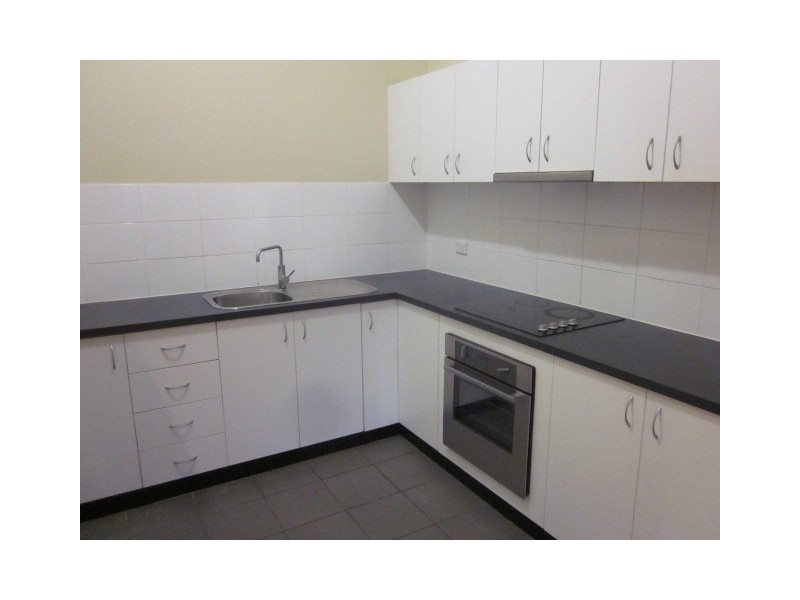 1/37 Walker Street, Helensburgh NSW 2508